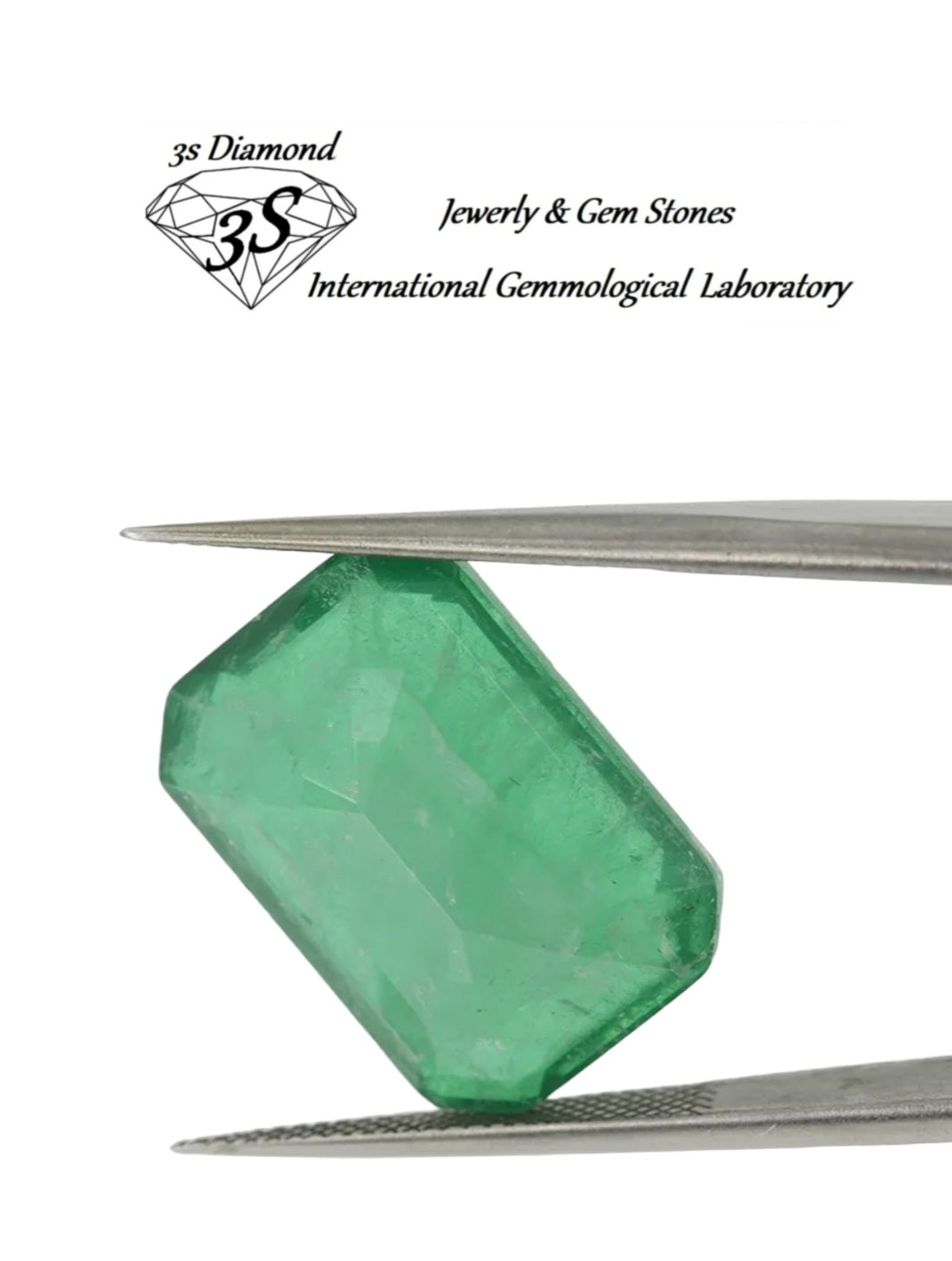 smeraldo naturale taglio smeraldo 3,50ct Colore verde trasparente