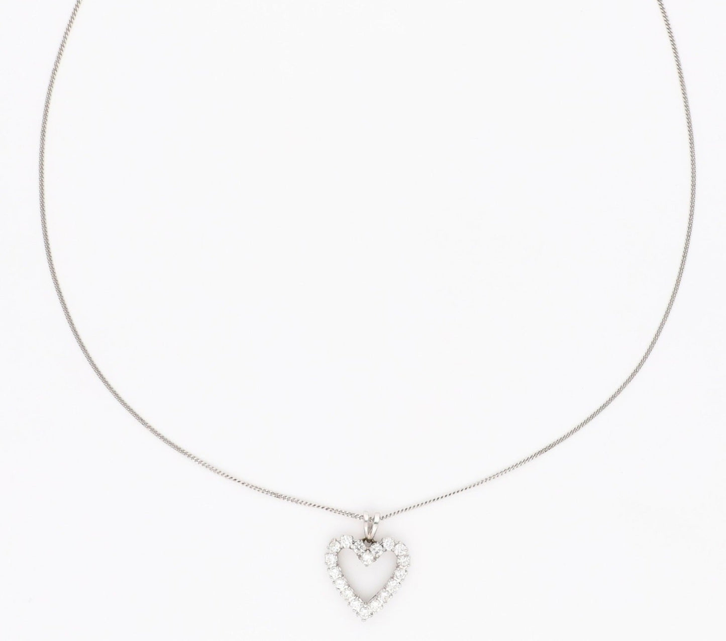 Collana cuore in oro e diamanti naturali 0.54ct