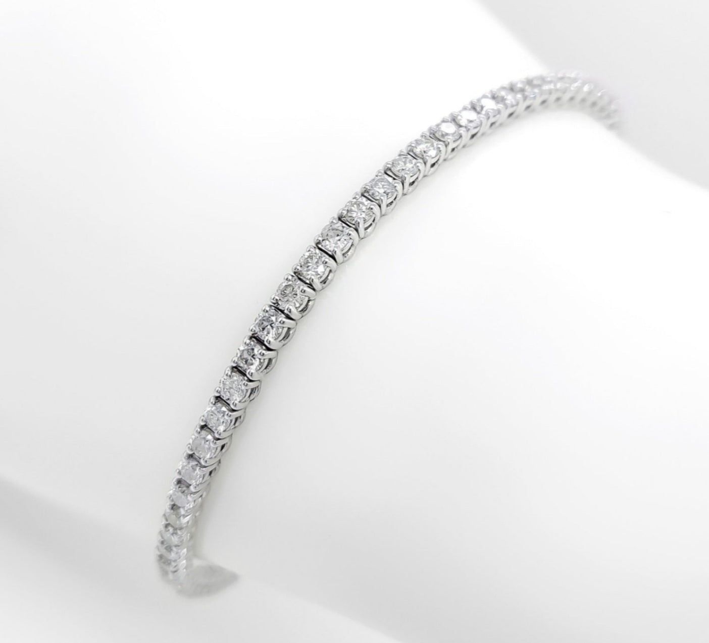 bracciale tennis in oro bianco 18k e diamanti naturali 5,40ct