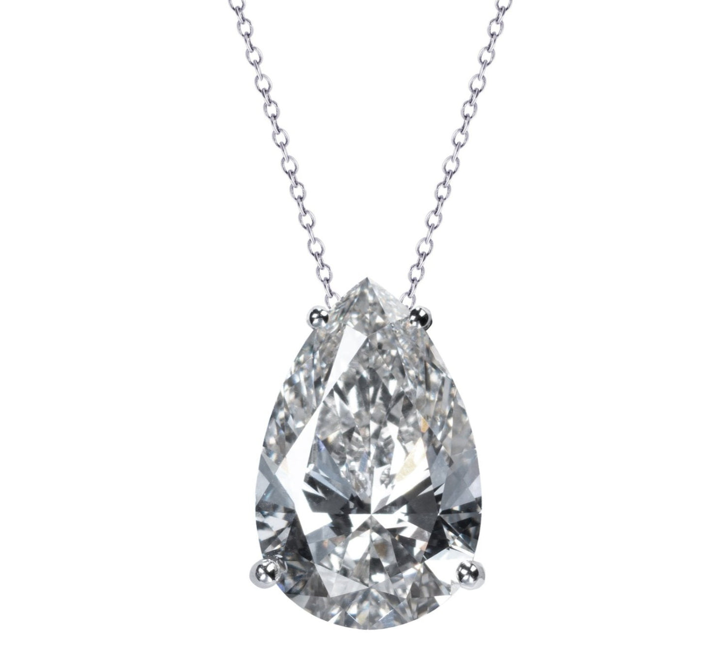 Collana in oro 18k e diamante naturale pera certificato IGI 0.50ct D IF