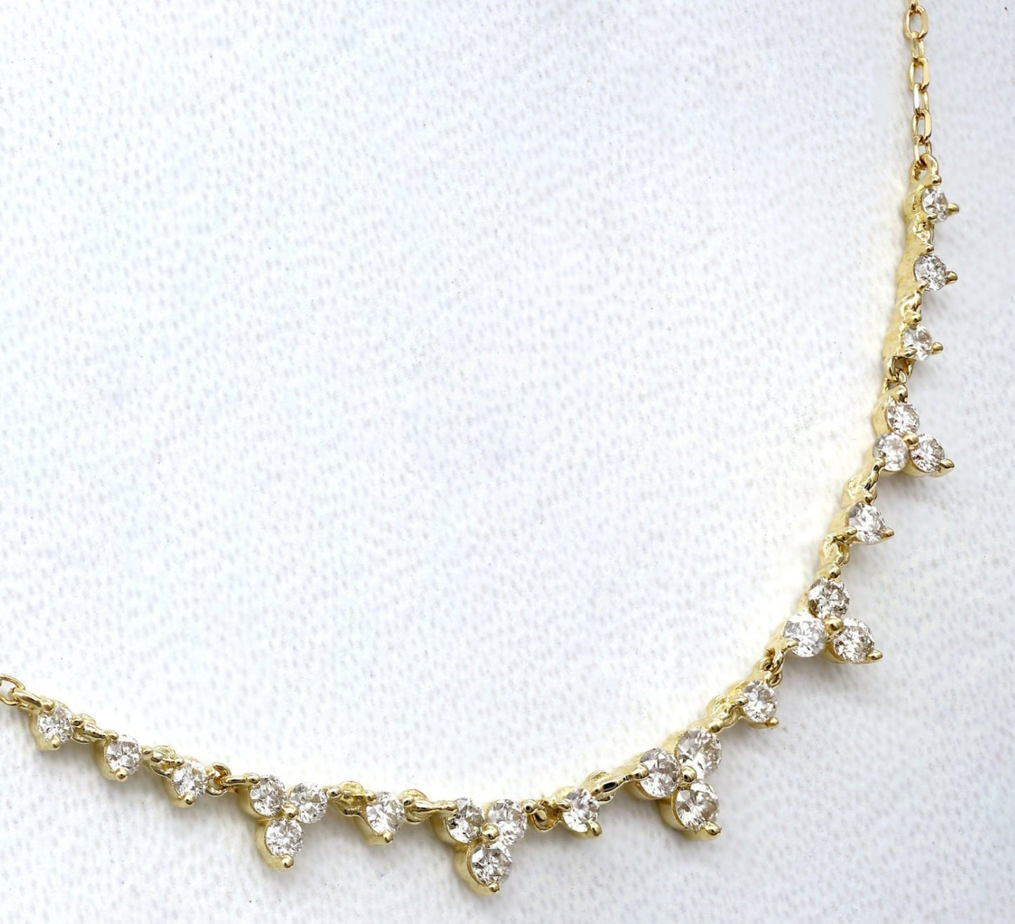 Collana con ciondolo in oro giallo 18k e diamanti naturali 1.25ct