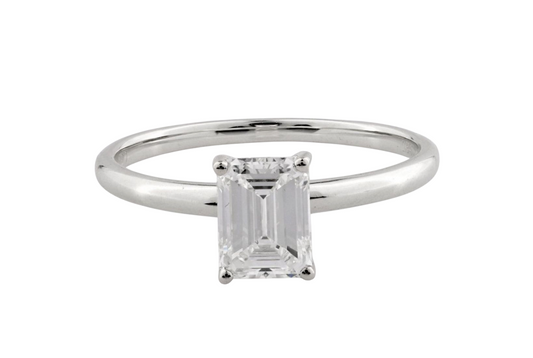 Anello solitario in oro bianco 18k e diamante naturale taglio smeraldo 1.20ct