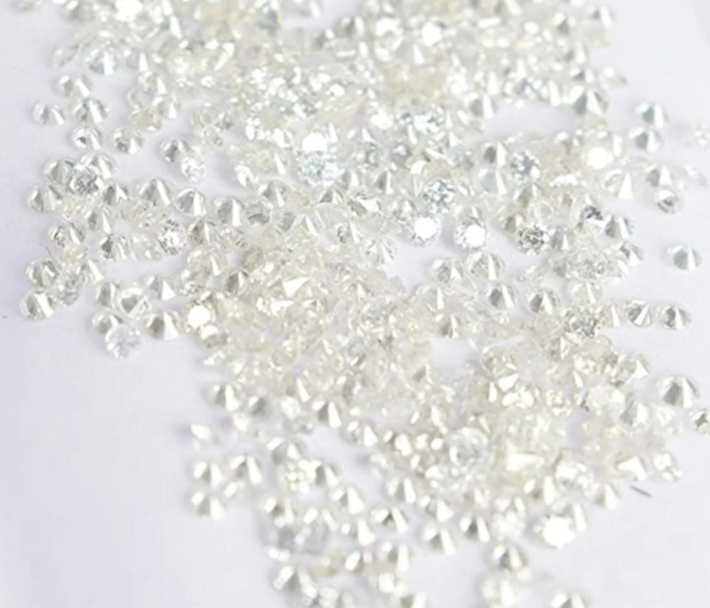 lotto 1ct diamante naturale da 2 mm Colore D VVS1
