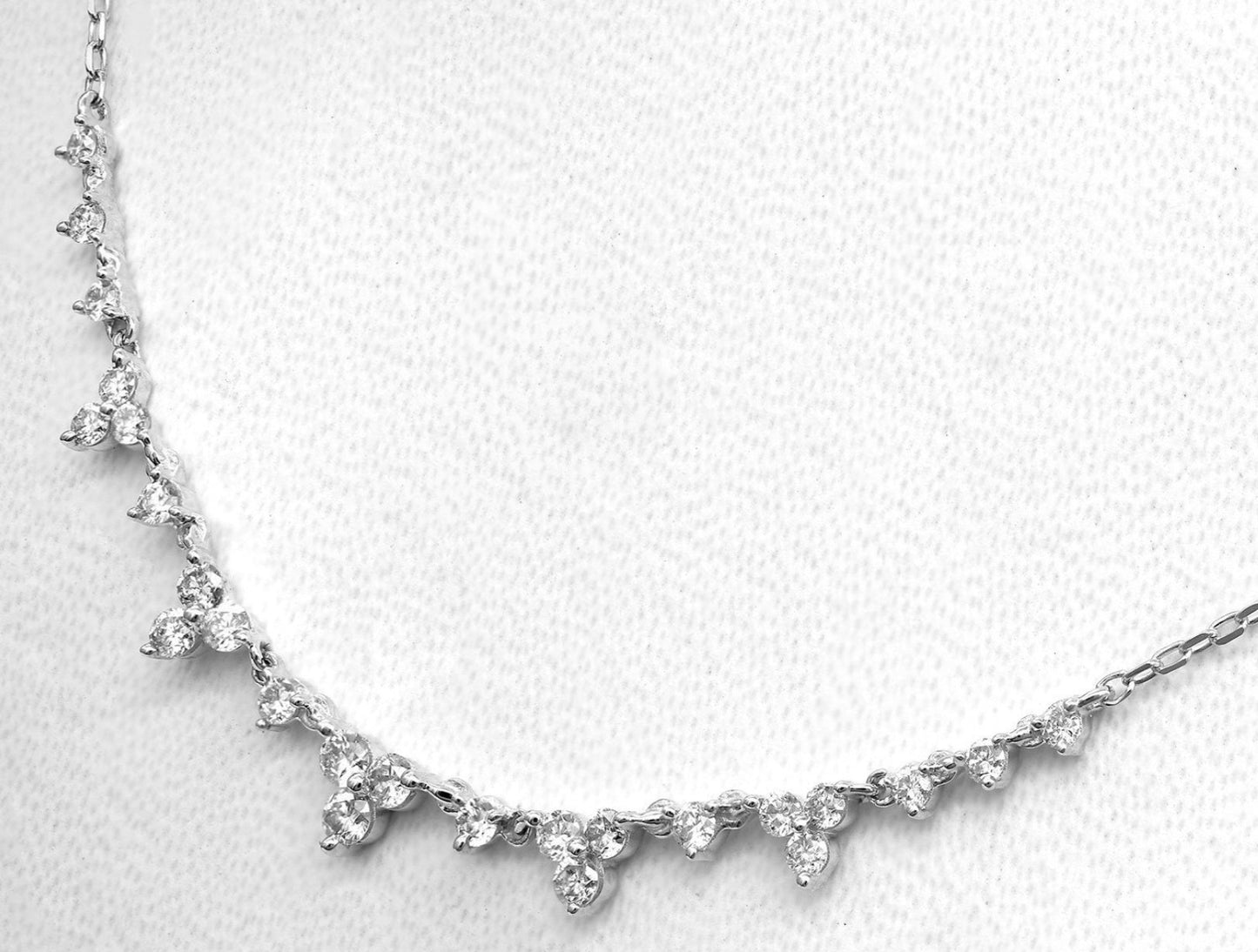 Collana con ciondolo in oro bianco 18k e diamanti naturali 1.25ct