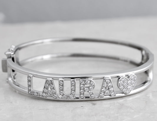 Bracciale personalizzato in oro bianco 18k e diamanti naturali